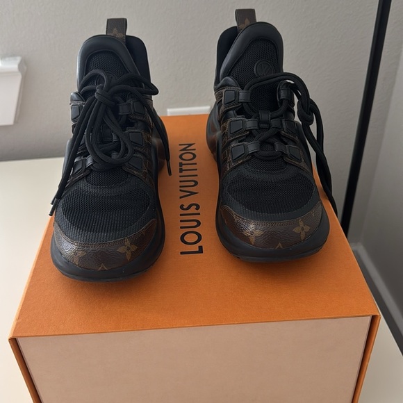 Louis Vuitton Archlight Sneakers Size 37 - Gently Worn Like New - Picture 9 of 13